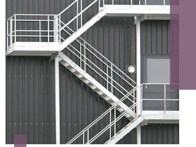 Изготовление и монтаж пожарных лестниц в Калининграде быстро и надежно