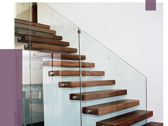 Стеклянные перила для лестницы в Калининграде от 14671 руб.