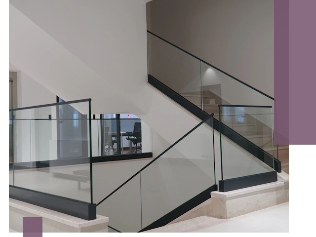 Стеклянные перила премиум-класса с установкой в Калининграде