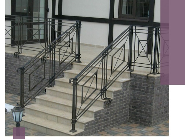 Перила для крыльца в Калининграде — монтаж, изготовление и установка