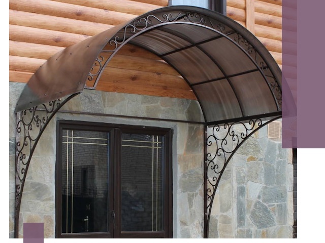 Арочные козырьки под ключ в Калининграде: изготовление и монтаж